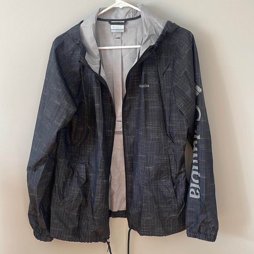 Women’s Columbia rain jacket